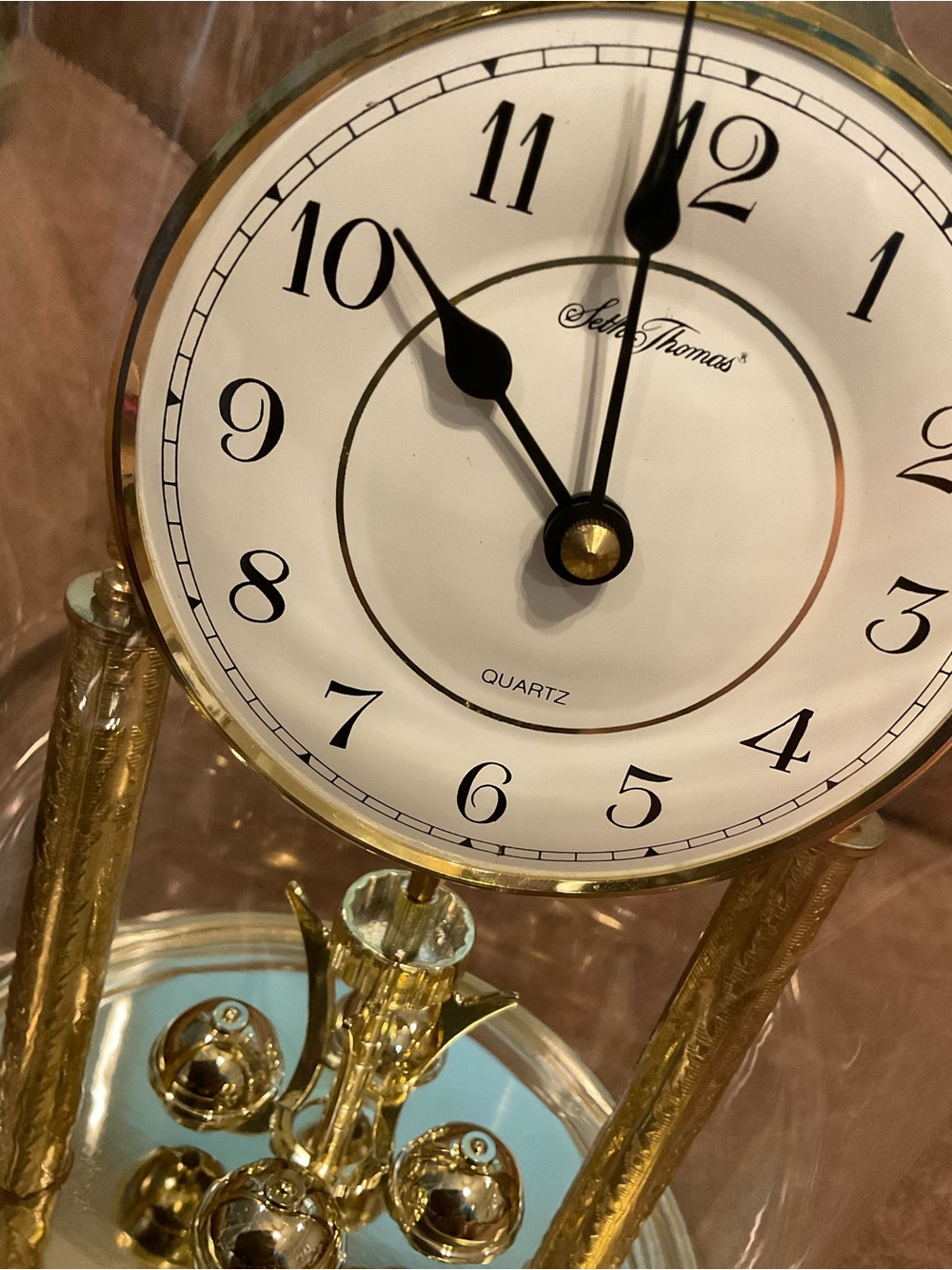 Seth Thomas Mantle Clock with Rotating Pendulum - READ - Picture 2 of 7